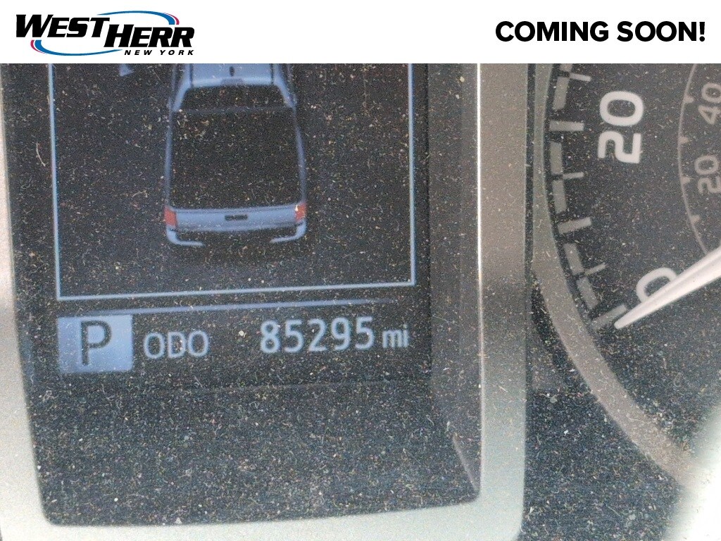 2017 Toyota Tacoma Base photo 2