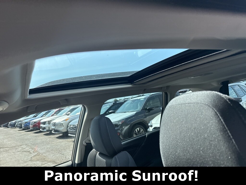 2023 Subaru Forester Premium photo 2