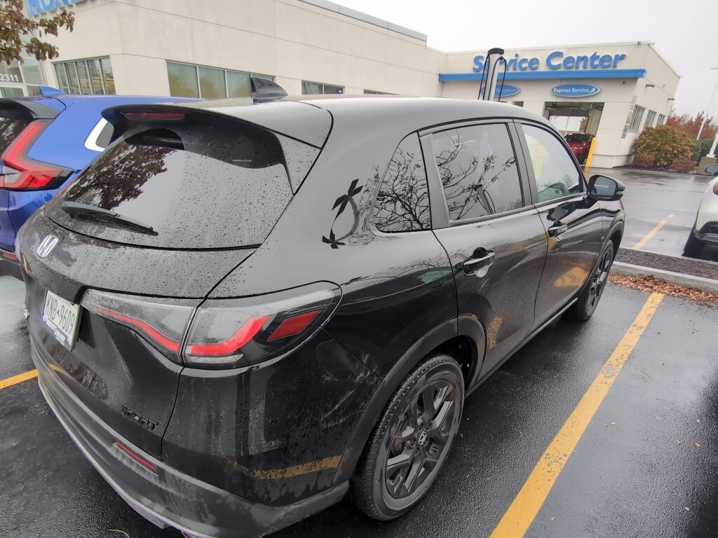 2024 Honda HR-V Sport photo 3