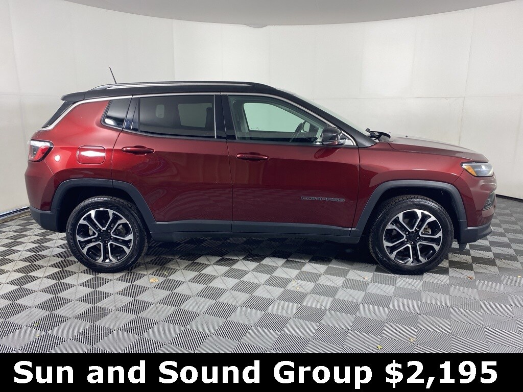 2022 Jeep Compass Limited photo 3
