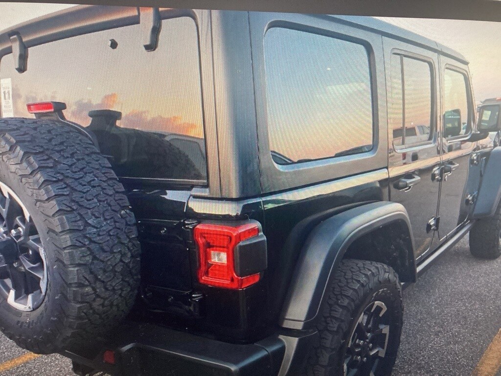 2024 Jeep Wrangler 4xe Rubicon photo 2