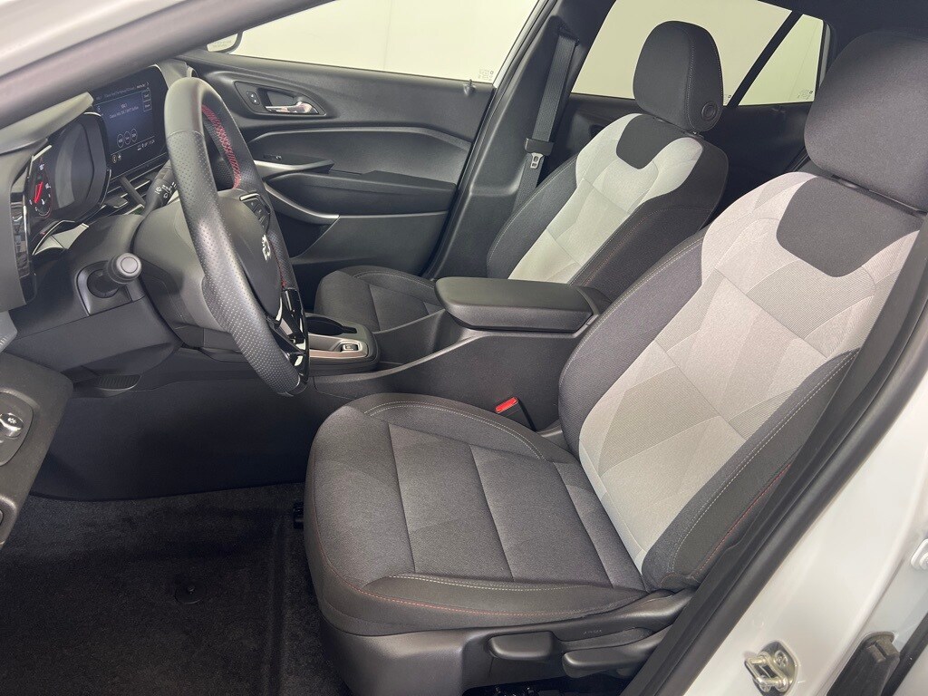 2024 Chevrolet Trax photo 3