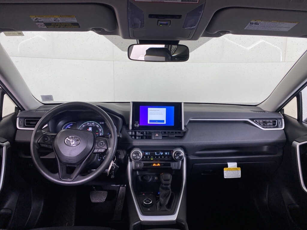 2023 Toyota RAV4 Hybrid LE photo 2