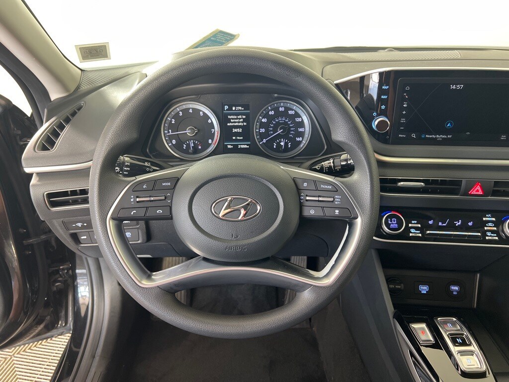 2023 Hyundai Sonata SEL photo 3