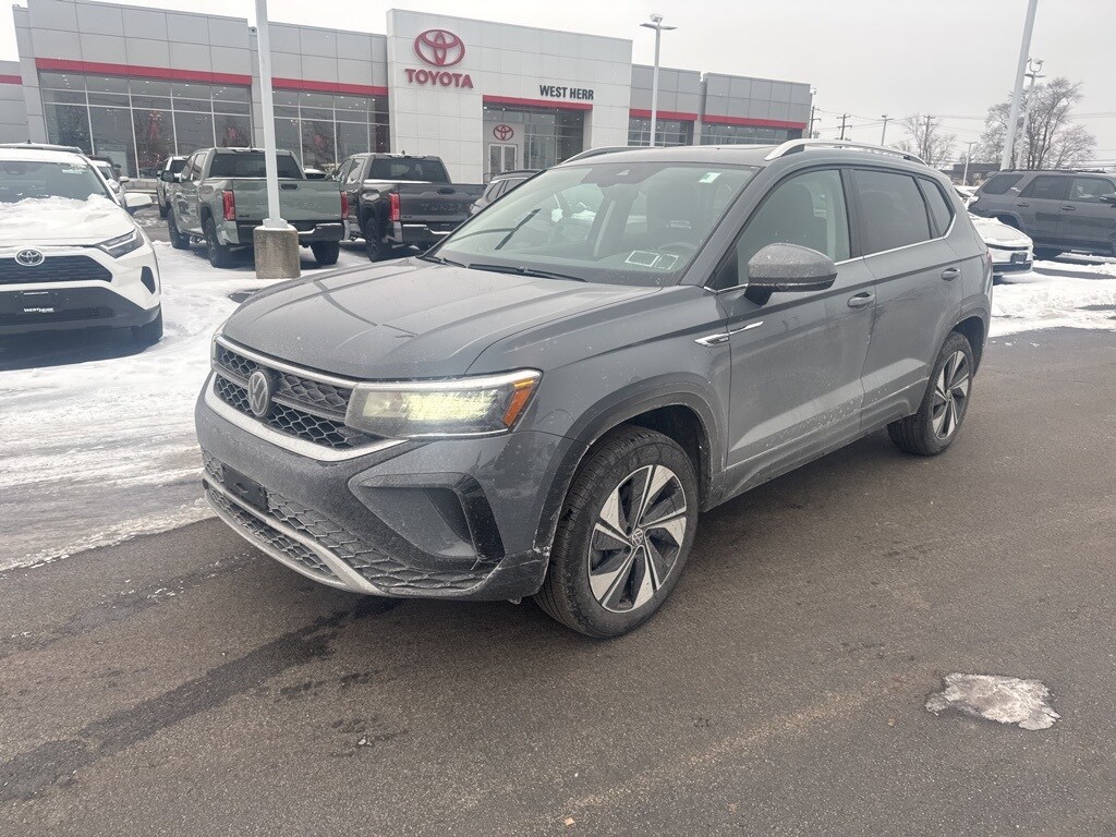 Used 2024 Volkswagen Taos 1.5T SE SUV