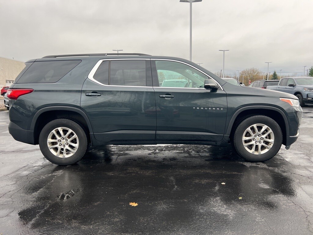 Used 2019 Chevrolet Traverse LT Cloth w/1LT SUV