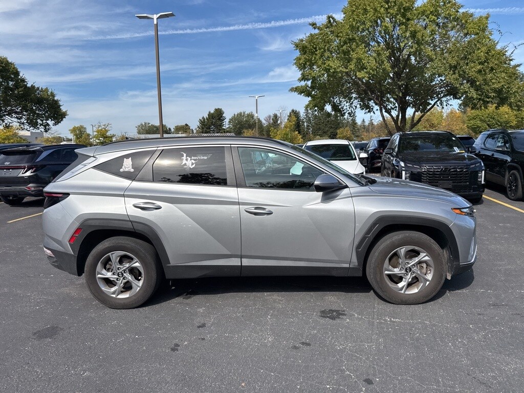 2023 Hyundai Tucson SEL photo 2