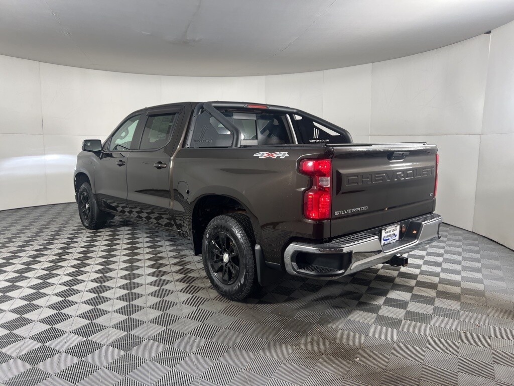 2019 Chevrolet Silverado 1500 LT photo 2