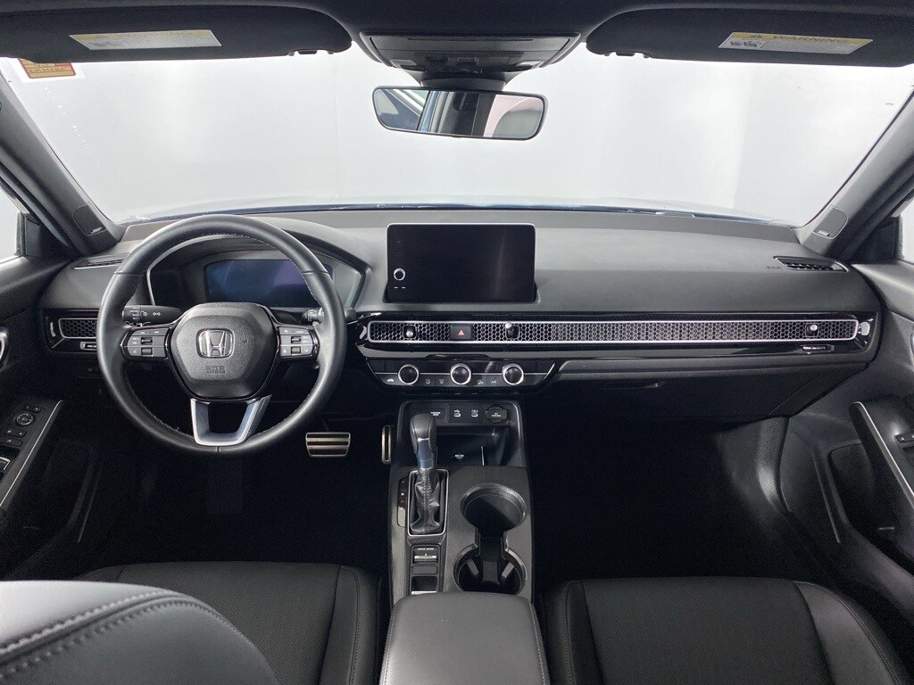 2025 Honda Civic Hybrid Sport Touring photo 2