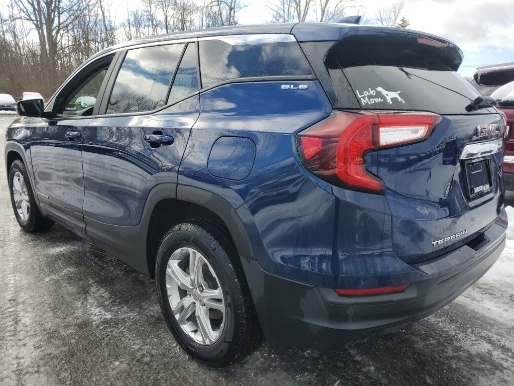 Used 2022 GMC Terrain SLE SUV
