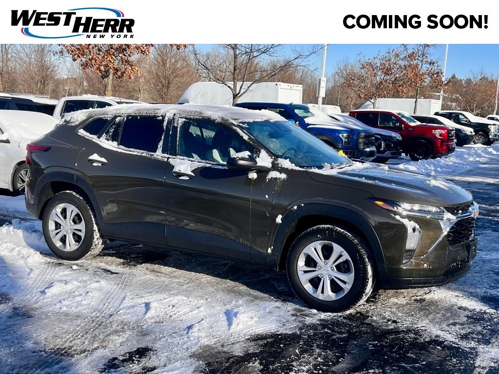 Used 2024 Chevrolet Trax LS SUV