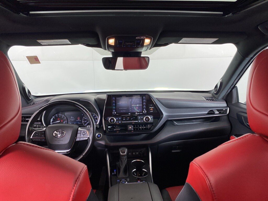 2021 Toyota Highlander XSE photo 2