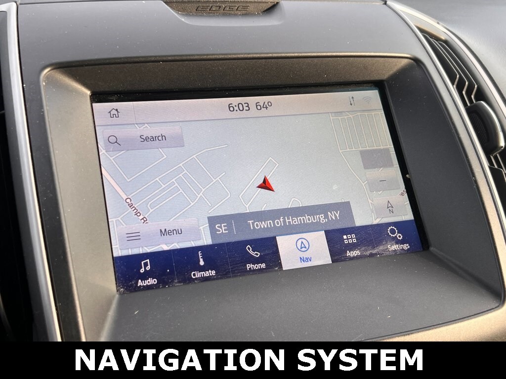 2020 Ford Edge SEL photo 2