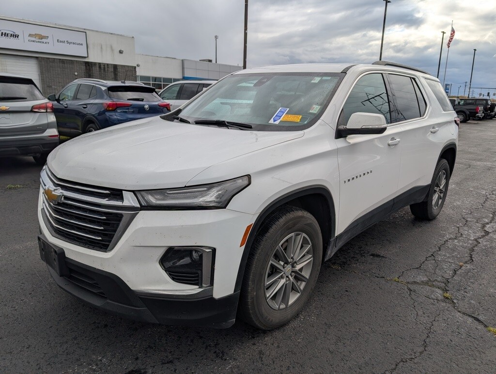 Used 2023 Chevrolet Traverse LT Cloth w/1LT SUV