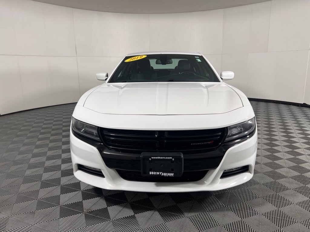 Used 2019 Dodge Charger SXT Sedan