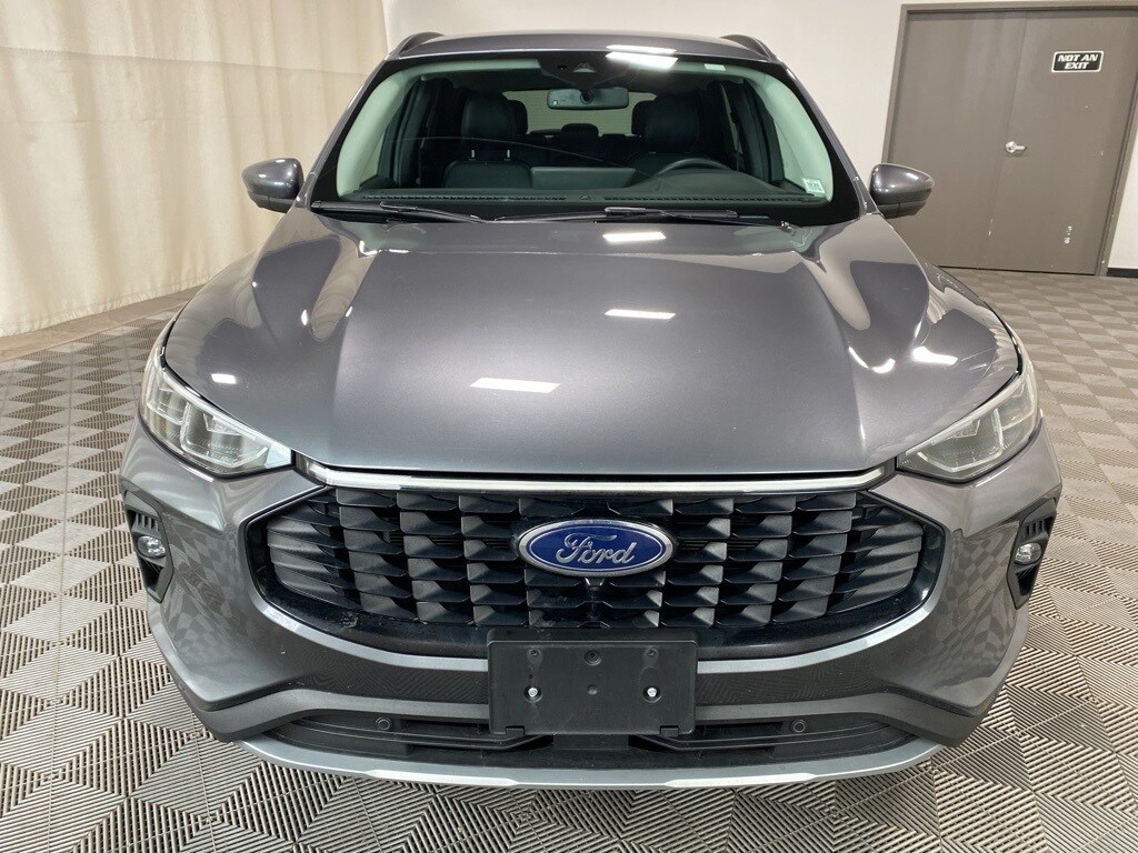 2024 Ford Escape Platinum photo 3