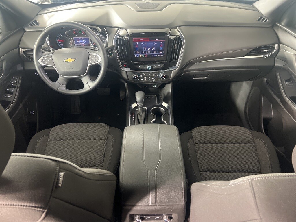 Used 2023 Chevrolet Traverse LT Cloth w/1LT SUV