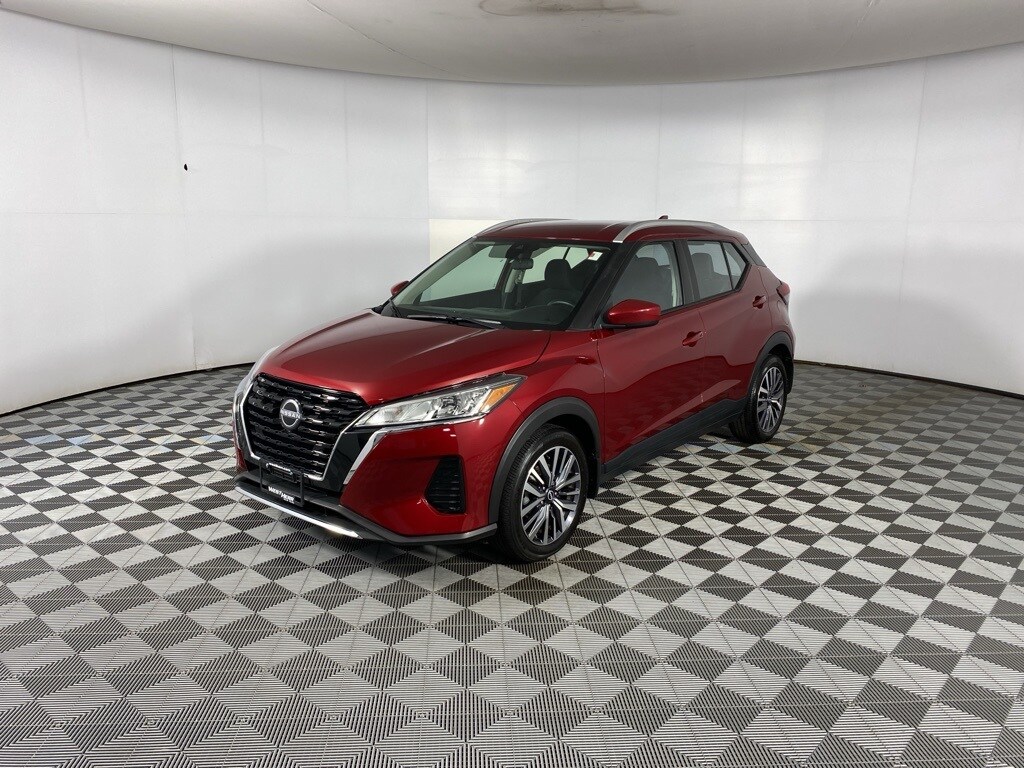 2023 Nissan Kicks SV photo 3
