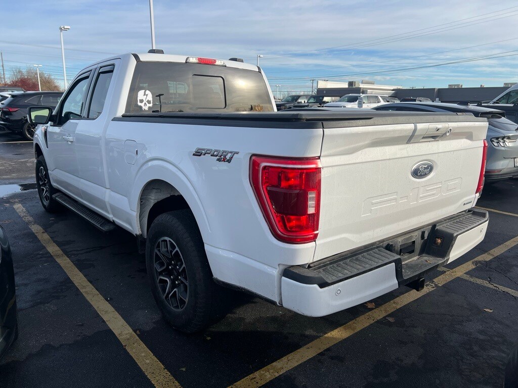 2023 Ford F-150 XLT photo 3