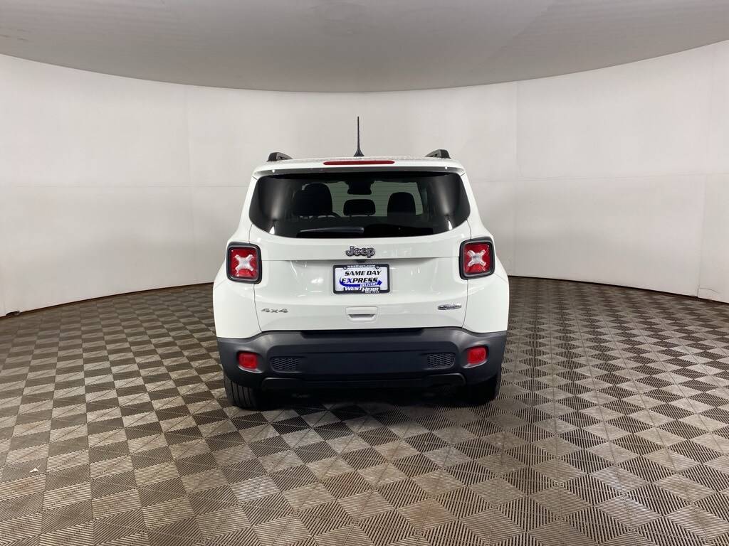 Used 2022 Jeep Renegade Latitude SUV