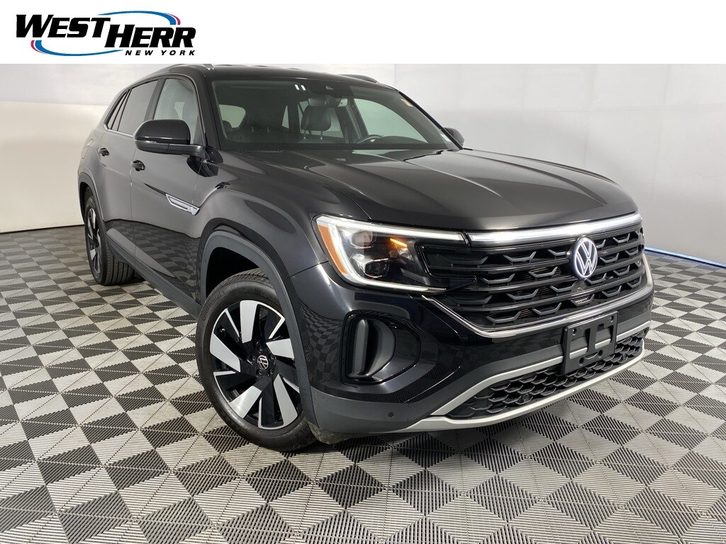 Used 2024 Volkswagen Atlas Cross Sport 2.0T SE w/Technology SUV