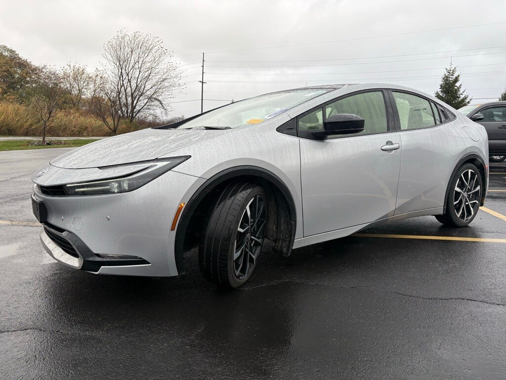 Used 2024 Toyota Prius Prime XSE Premium Hatchback