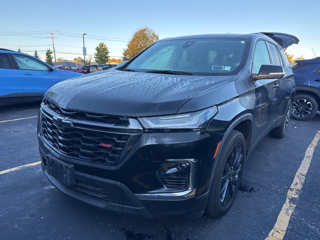 2023 Chevrolet Traverse RS photo 3