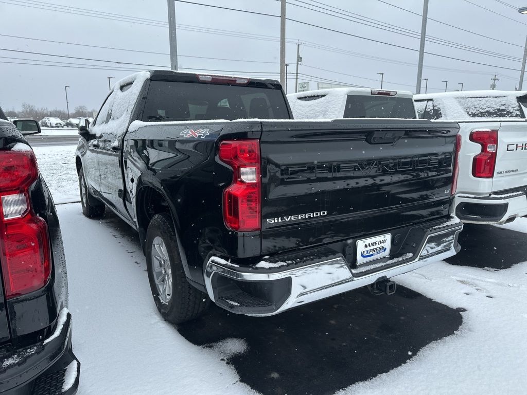 Used 2025 Chevrolet Silverado 1500 LT w/1LT Truck Crew Cab