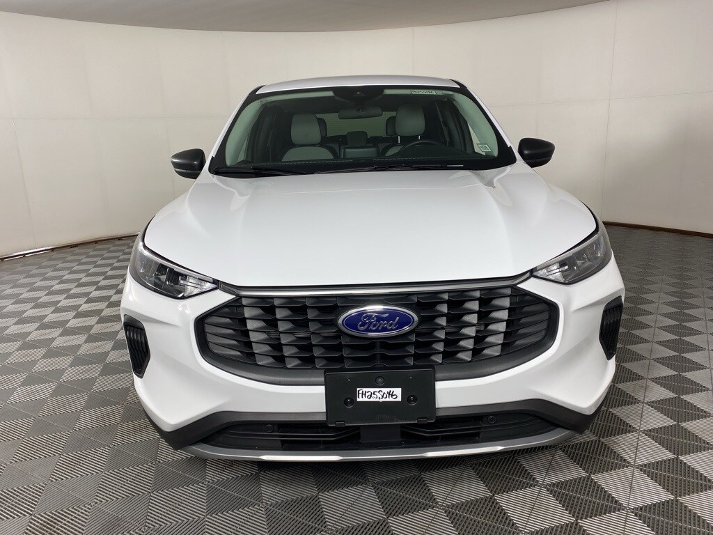 2025 Ford Escape Active photo 2