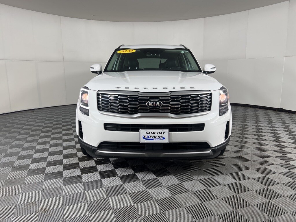 2020 Kia Telluride S photo 2