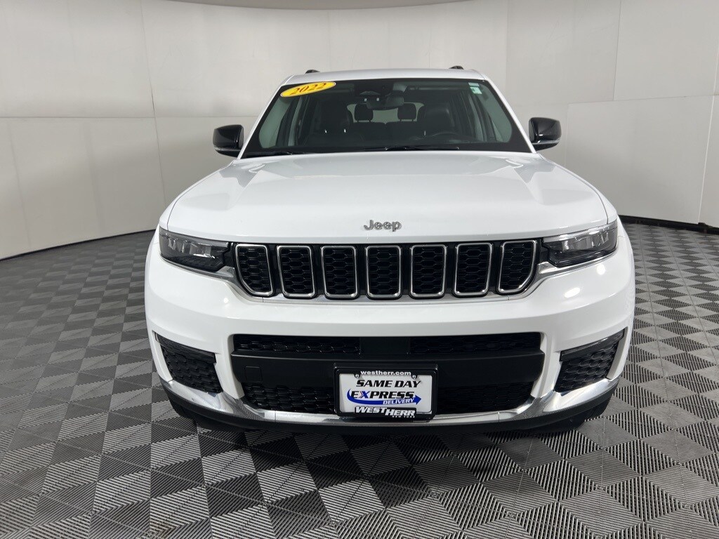 2022 Jeep Grand Cherokee Limited photo 2