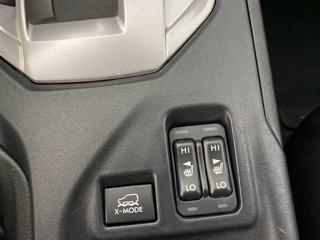 2022 Subaru Crosstrek Premium photo 2