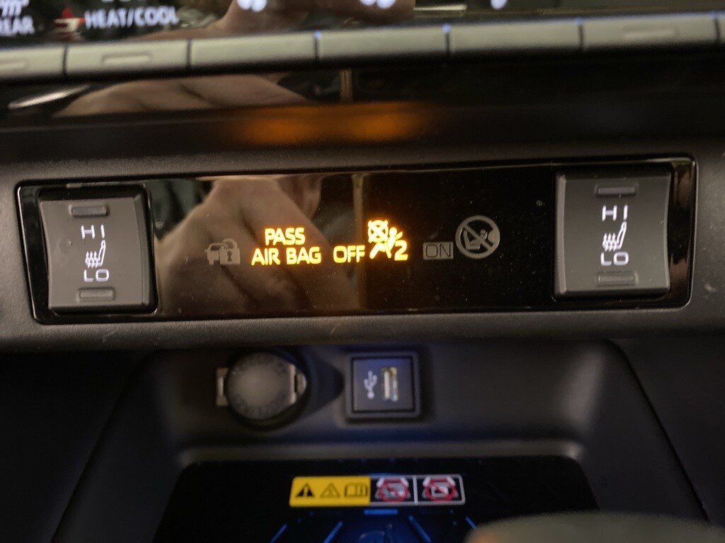 Used 2024 Toyota RAV4 Prime XSE SUV