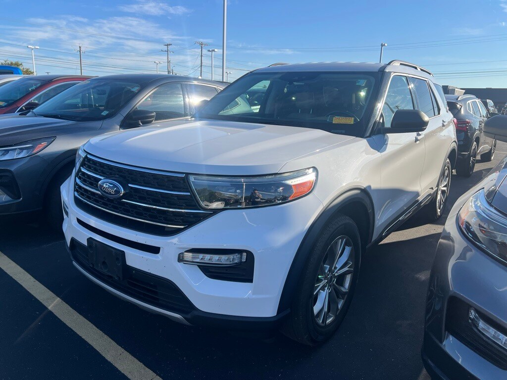 2020 Ford Explorer XLT photo 4