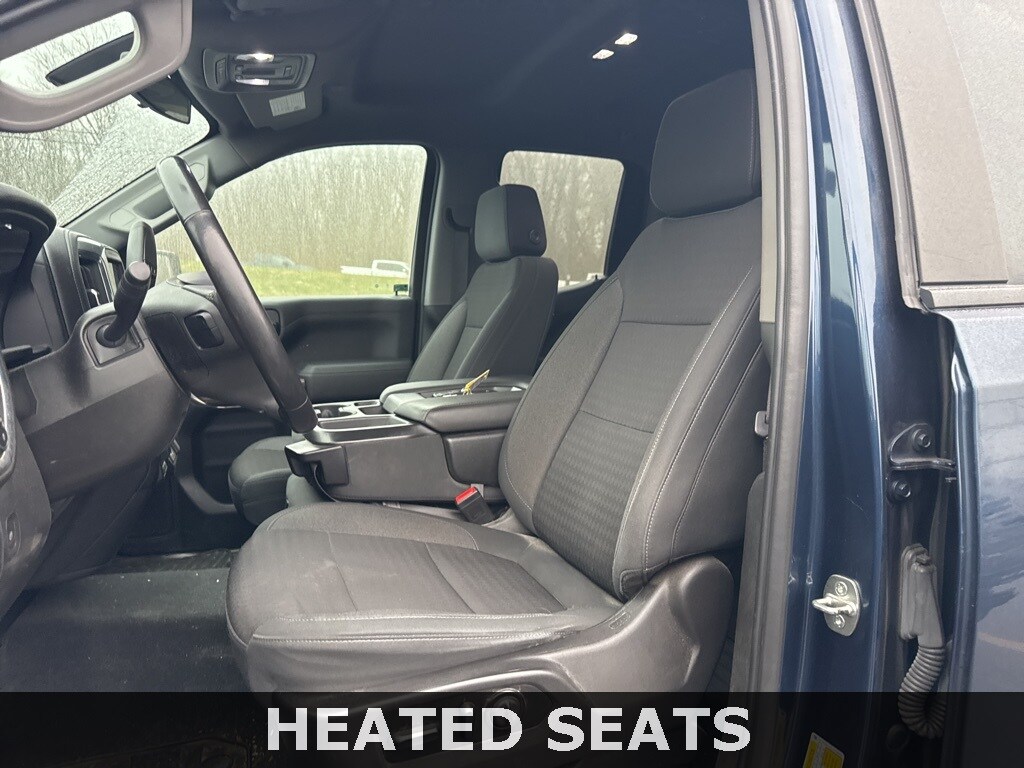 2020 Chevrolet Silverado 1500 LT photo 3