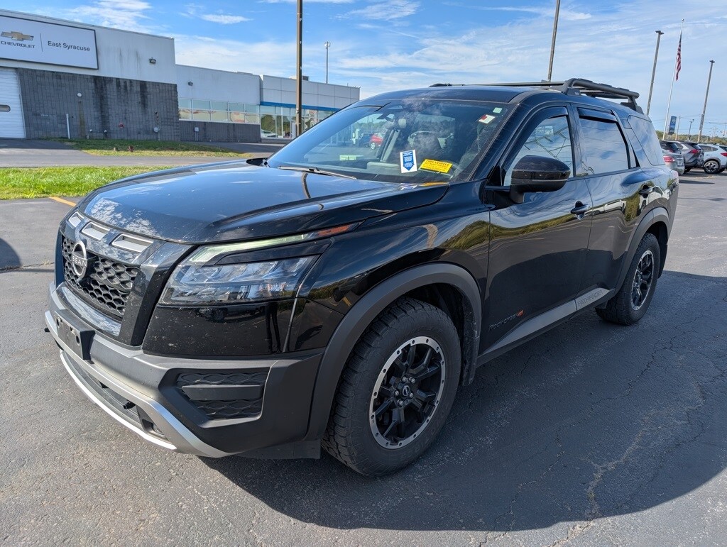 2024 Nissan Pathfinder Rock Creek photo 3