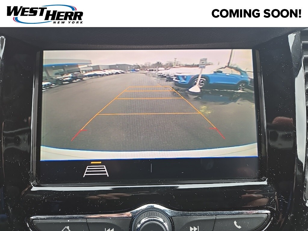 2022 Chevrolet Trax LT photo 4