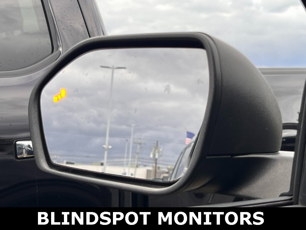 Used 2022 Ford Explorer XLT SUV