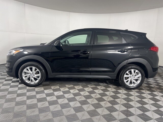 2021 Hyundai Tucson SE photo 3