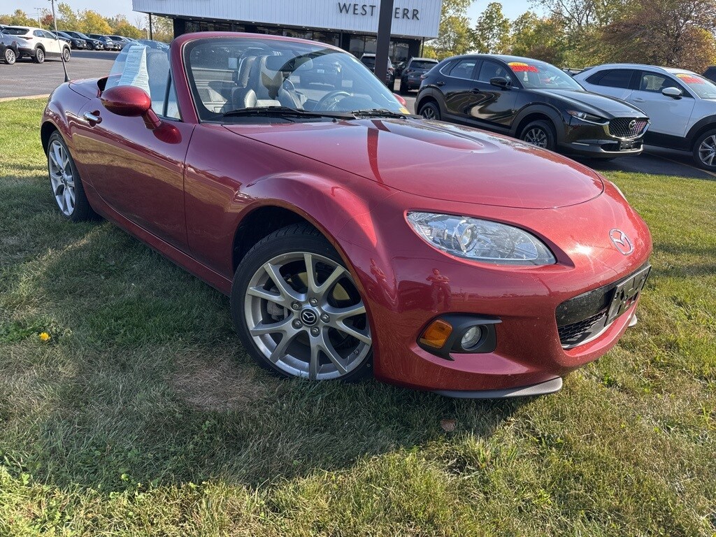 2015 Mazda MX-5 Miata Miata Grand Touring photo 2