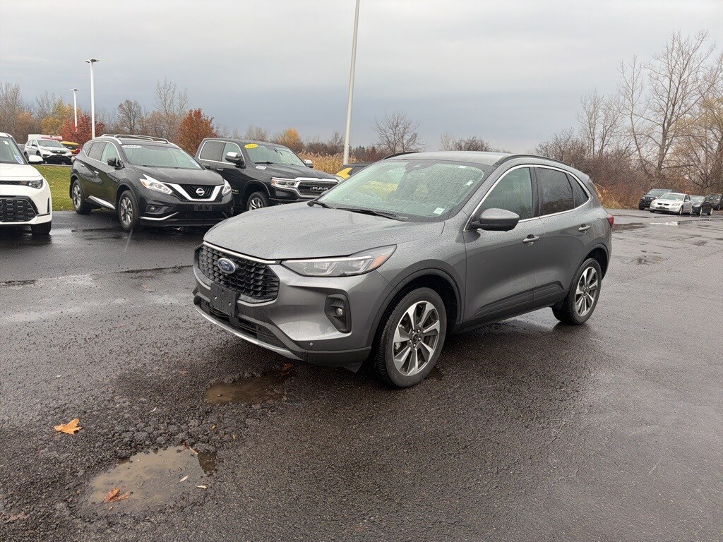 Used 2024 Ford Escape Platinum SUV