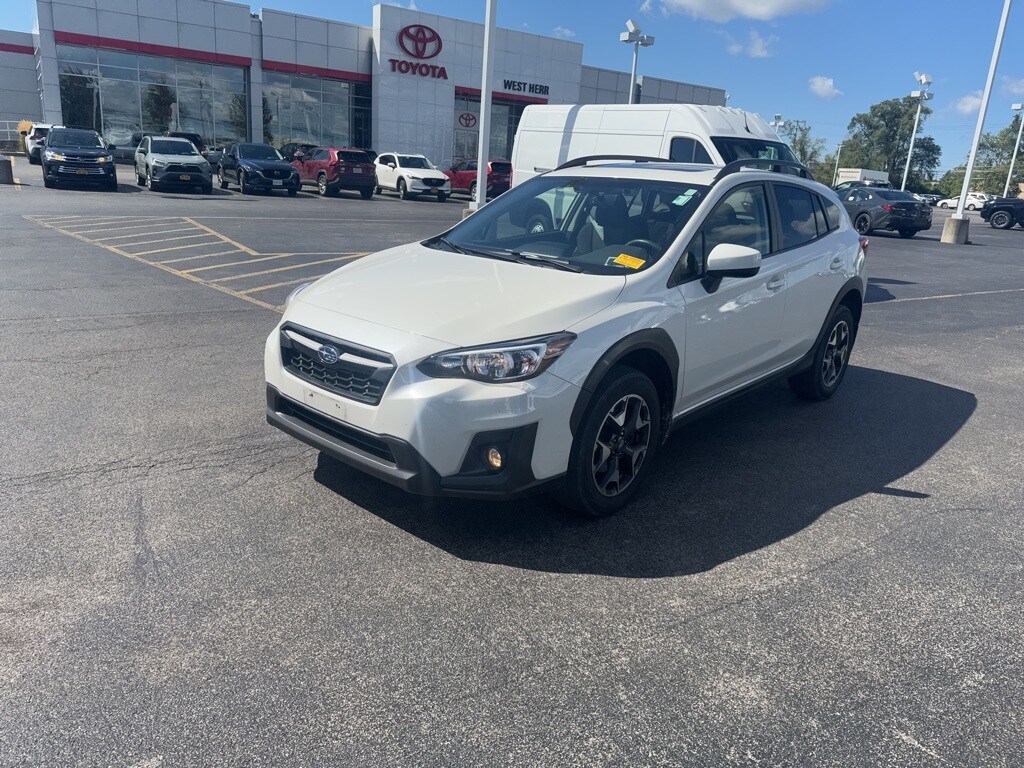 2019 Subaru Crosstrek 2.0i Premium photo 2