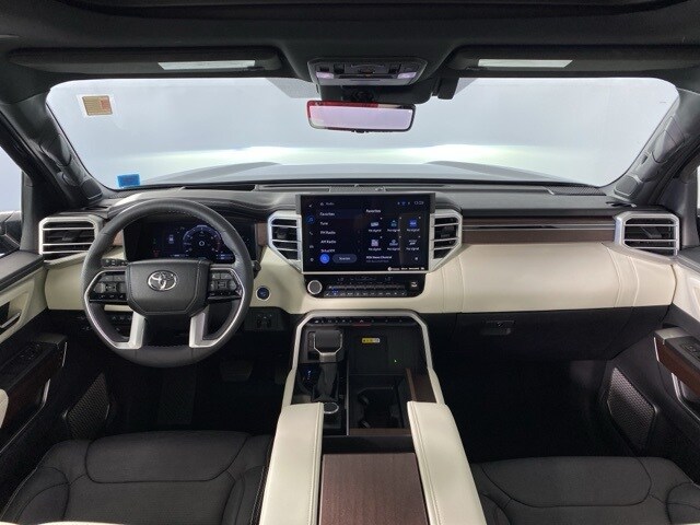 2024 Toyota Sequoia Capstone photo 2