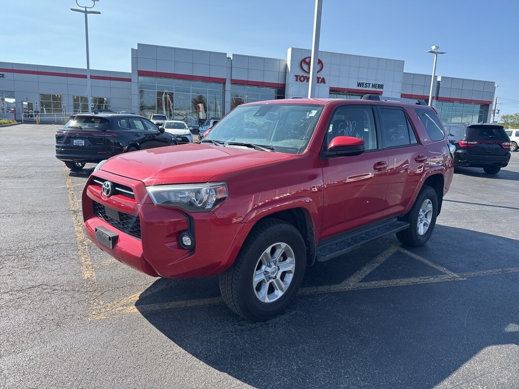 2024 Toyota 4Runner SR5 photo 3