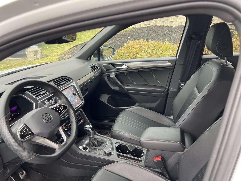 Used 2022 Volkswagen Tiguan 2.0T SE R-Line Black SUV