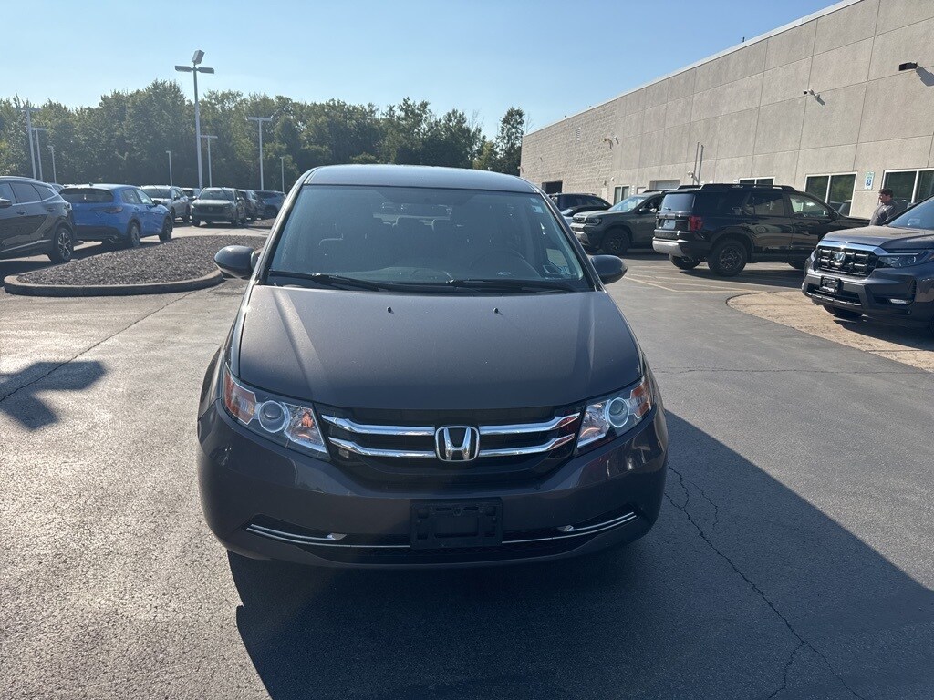 2015 Honda Odyssey EX photo 2