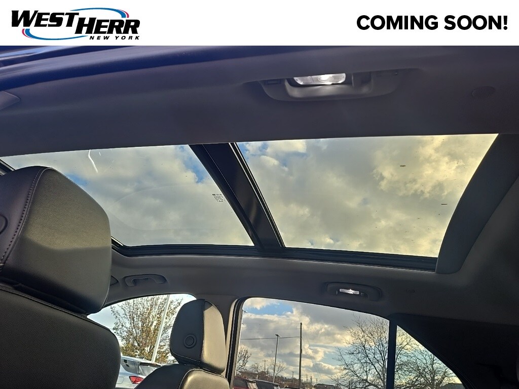 2024 Chevrolet Equinox Premier photo 3