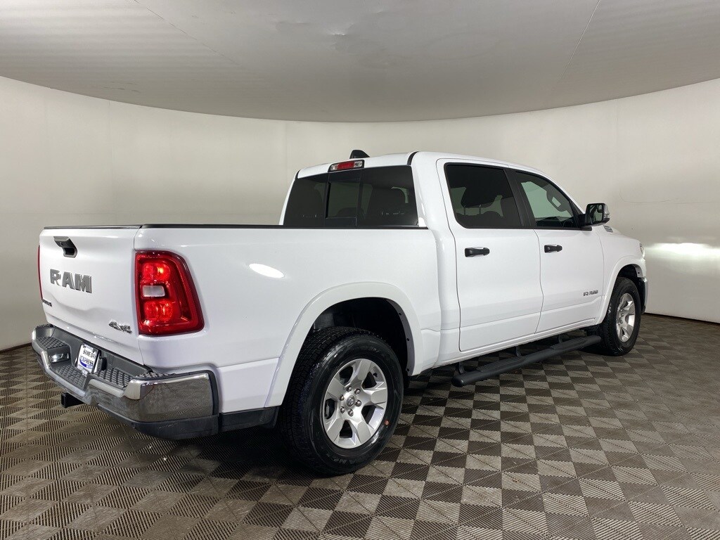 2025 Ram 1500 Big Horn Lone Star photo 3