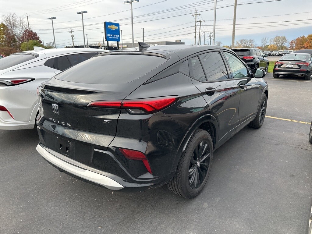 Used 2024 Buick Envista Sport Touring SUV