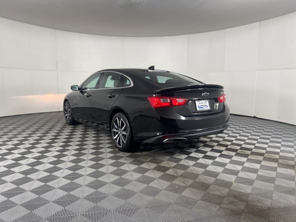 Used 2024 Chevrolet Malibu RS Sedan